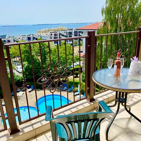 Delfin Sea View Апартамент Свети Влас