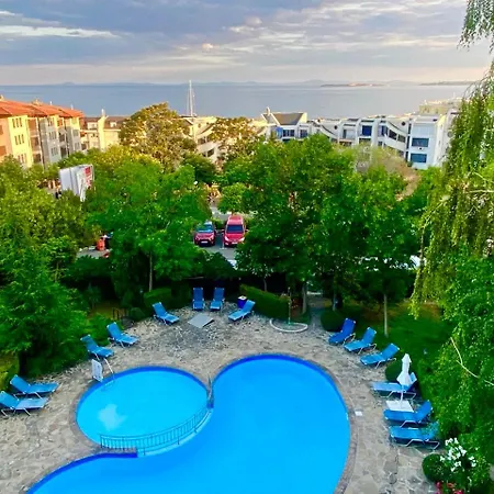 Delfin Sea View *