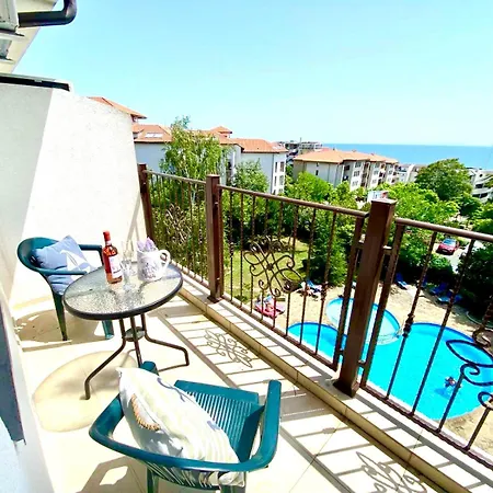 Delfin Sea View Свети Влас