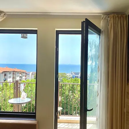 Delfin Sea View Апартамент Свети Влас