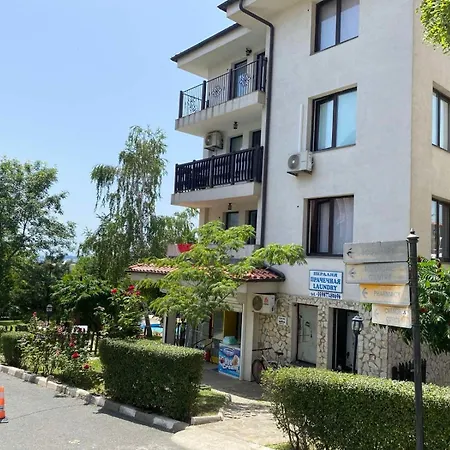 Delfin Sea View * 스베티 블라스