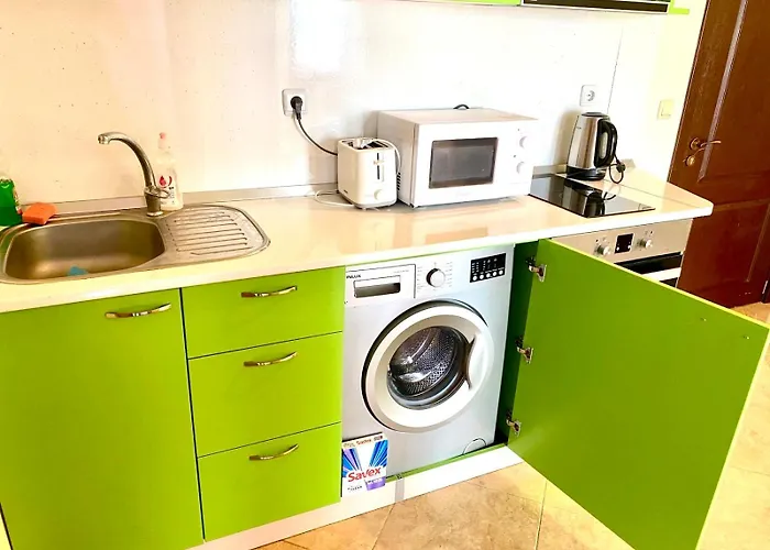 Delfin Sea View Апартамент