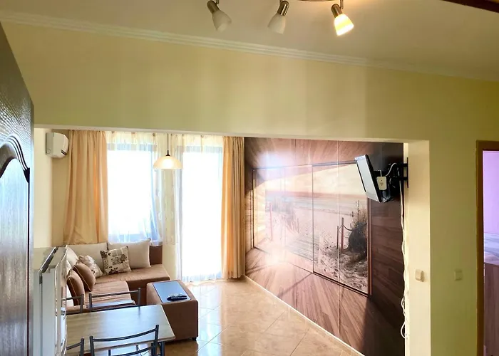 Апартамент Delfin Sea View *